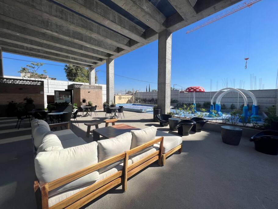 Depa Boho Al Sur Pet Friendly Piscina Gym Sala De Cine Apartment Guadalajara Exterior photo